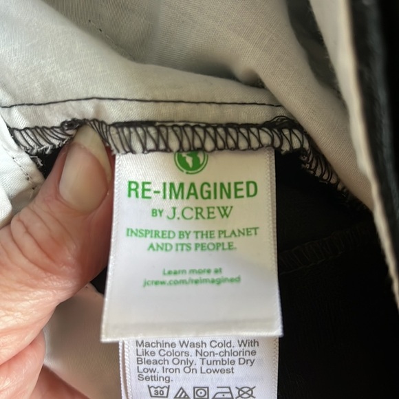 J. Crew  Shorts  Scalloped Hem  Linen/ cotton Black   4” Inseam     Size 4 NWOT - Picture 10 of 11